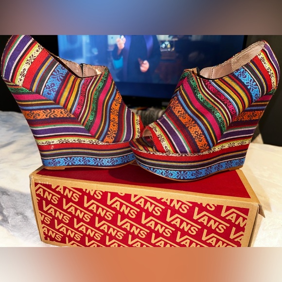 Steve Madden Heels - Picture 4 of 7